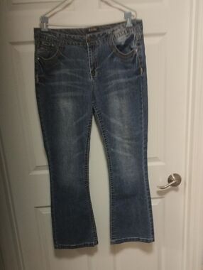 Roz & Ali Blue Bootcut Jeans with Faded Detail